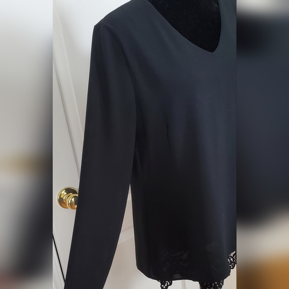 Cabi Tempest blouse, black with black lace underlay, sz M - Picture 6 of 10